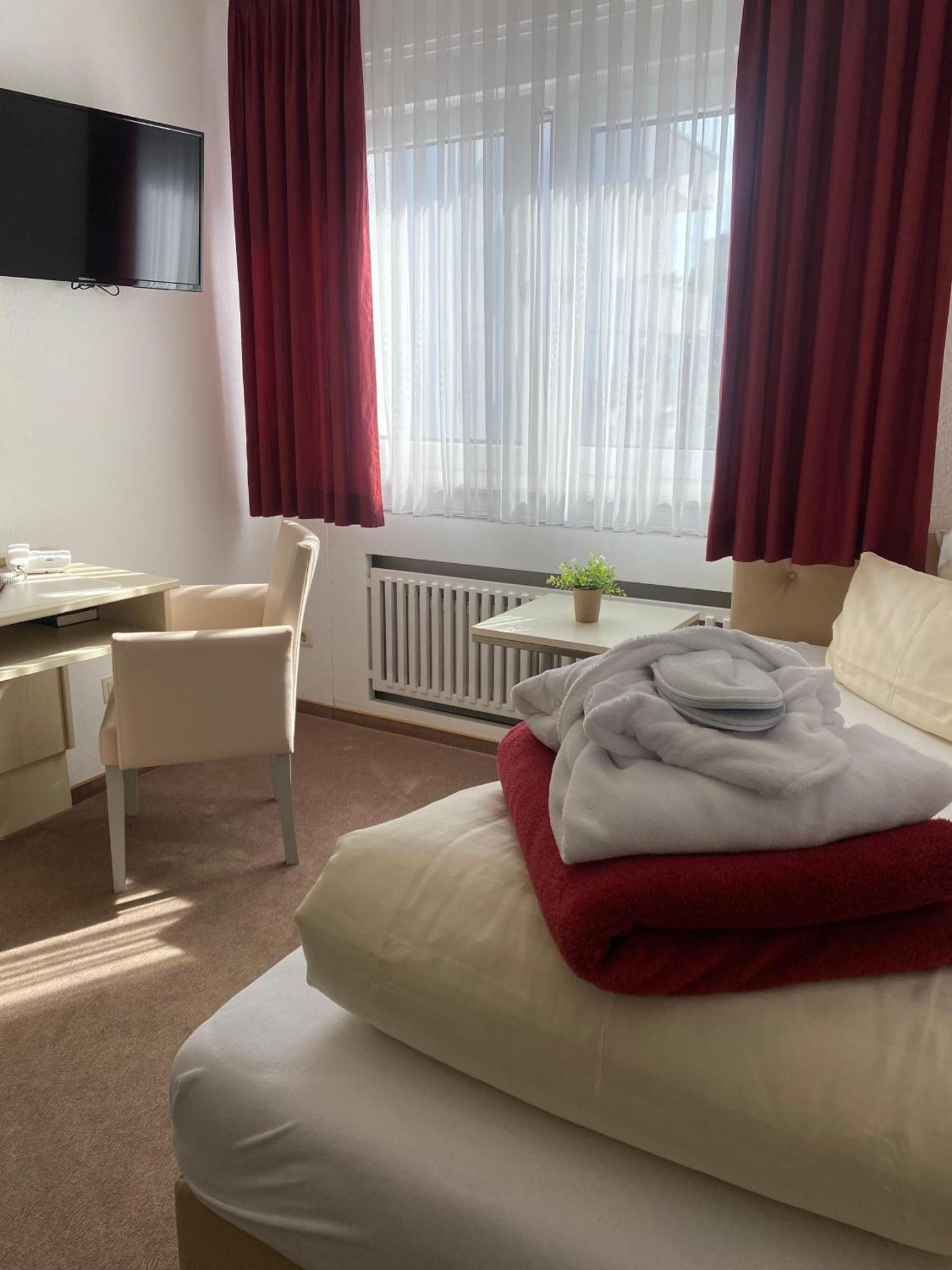 Gießen Sletz Parkhotel מראה חיצוני תמונה