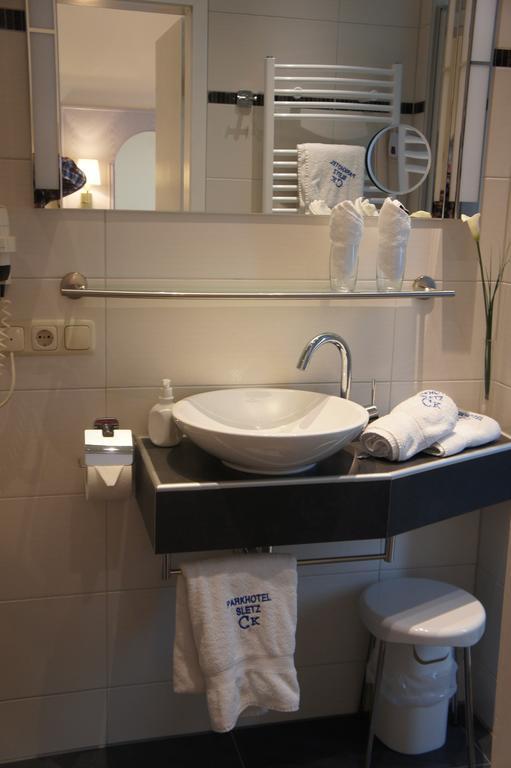 Gießen Sletz Parkhotel מראה חיצוני תמונה